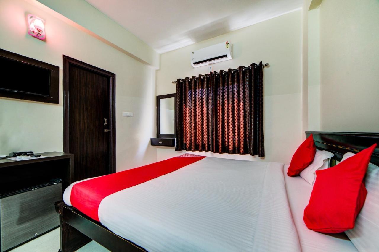 Super Hotel O The Royal Nest Near Shilparamam Kondapur  Экстерьер фото