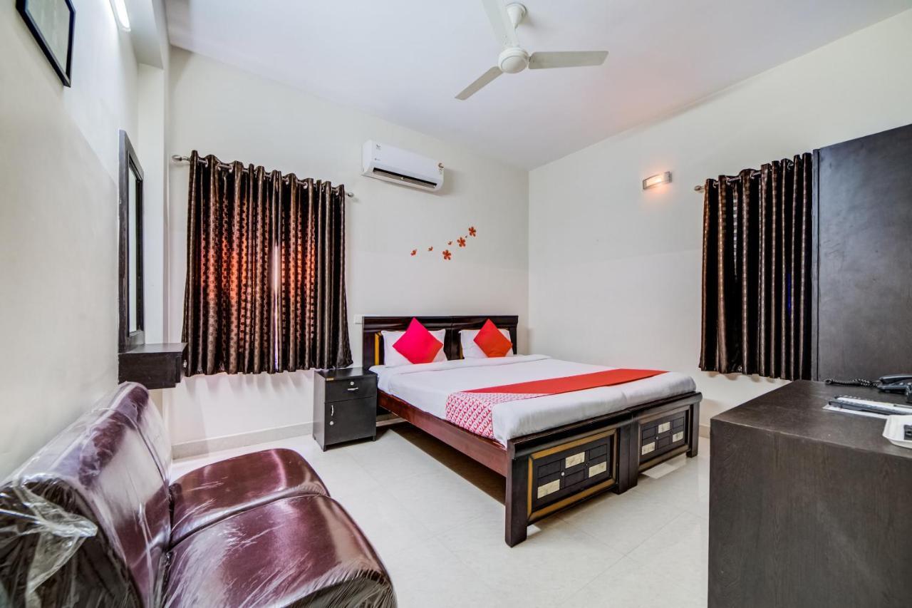 Super Hotel O The Royal Nest Near Shilparamam Kondapur  Экстерьер фото