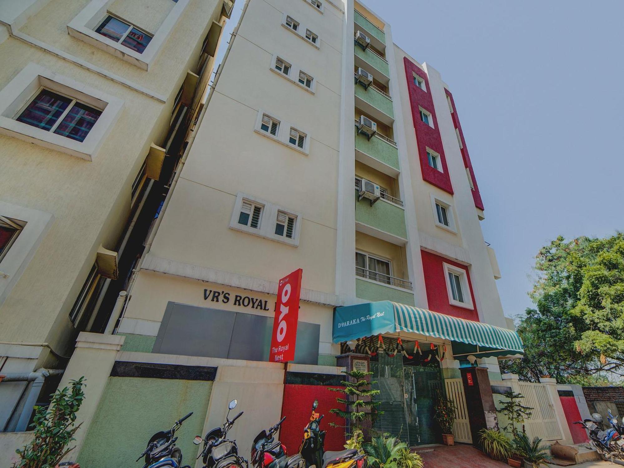 Super Hotel O The Royal Nest Near Shilparamam Kondapur  Экстерьер фото